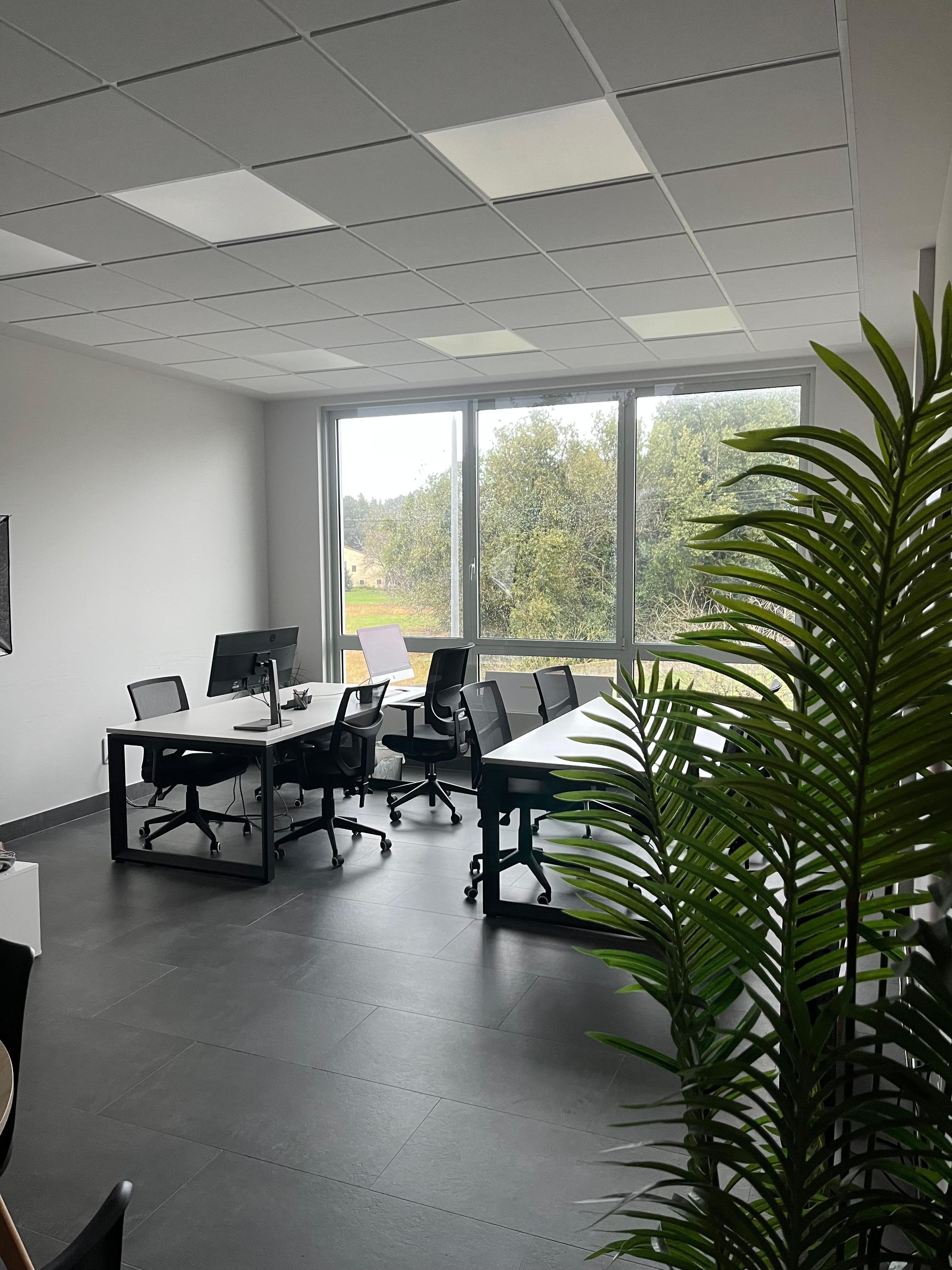 Oficina de ONBAST Agencia de Marketing en Santander, opera en toda España